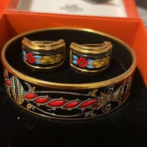 Authentic SOLD ! Gorgeous HERMES paris vintage beautiful Enamel Bracelet